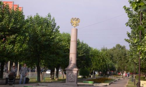 Сквер на пр. Красноярский рабочий, недалеко от ТЦ Красноярье