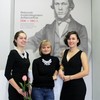 В библиотеке им. Н. А. Добролюбова открылась выставка работ Оксаны Сергеевой «Между строк»