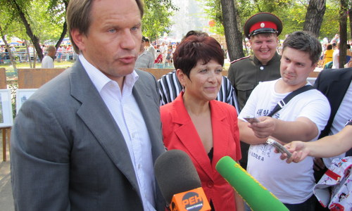 В Минусинске новый мэр и новый помидор рекордсмен. Итоги «Дня Минусинского помидора»
