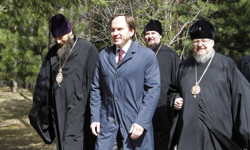 Губернатор Лев Кузнецов встретился с правящими архиереями Красноярской митрополии