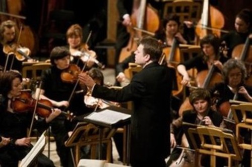 Вечера с симфоническим оркестром. Дирижер Хуан Карлос Ломонако (Мексика)