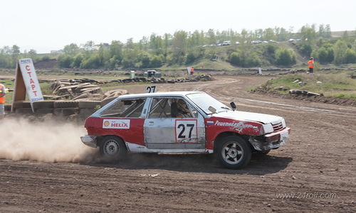 Автогонщики края заняли три призовых места из пяти в соревнованиях на Кубок главы Красноярска по автомобильному спорту на трассе в Солонцах