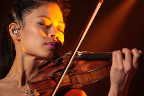 Королева скрипки Ванесса Мэй выступит перед красноярской публикой
